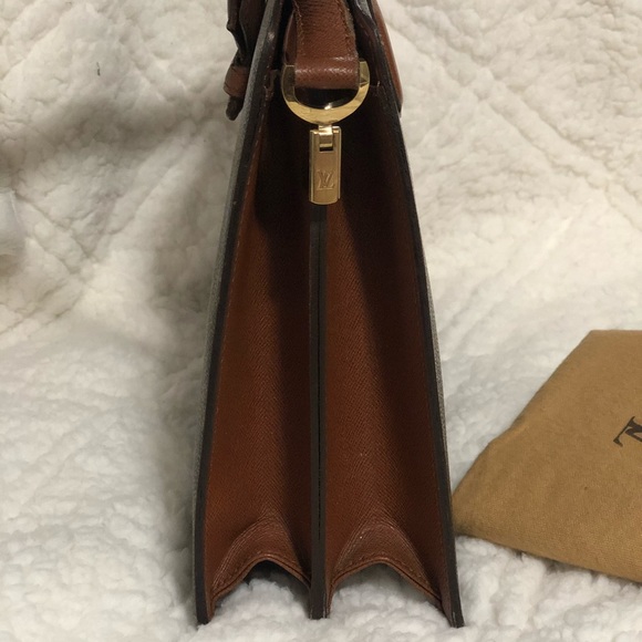 ✨SOLD✨ Louis Vuitton Courcelle Monogram - Picture 4 of 13